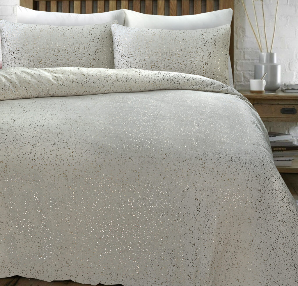 Sleeptime Glamour Flanel Sprankle Foil Creme 240 x 200/220 cm
