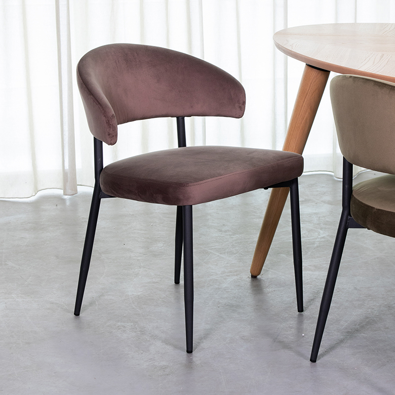LABEL51 Eetkamerstoel Bliss - Taupe - Fluweel - Zwart Metalen Frame
